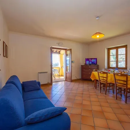 Noce, Mandorlo, Nespolo, Mora, Fragola *