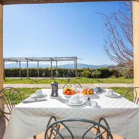 Noce, Mandorlo, Nespolo, Mora, Fragola Appartement Valfabbrica