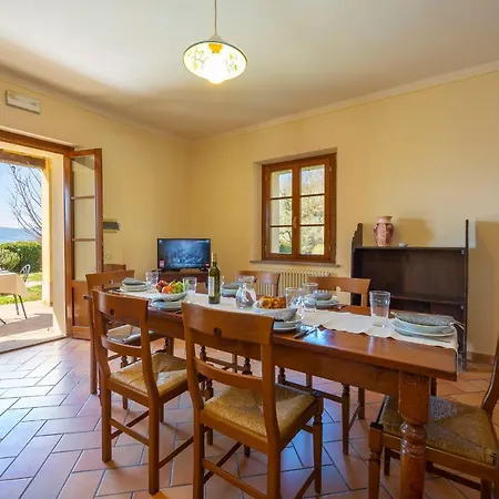 Noce, Mandorlo, Nespolo, Mora, Fragola Appartement Valfabbrica