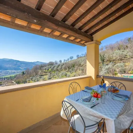Noce, Mandorlo, Nespolo, Mora, Fragola Appartement