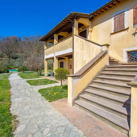 Noce, Mandorlo, Nespolo, Mora, Fragola Appartement
