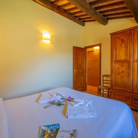 Noce, Mandorlo, Nespolo, Mora, Fragola *